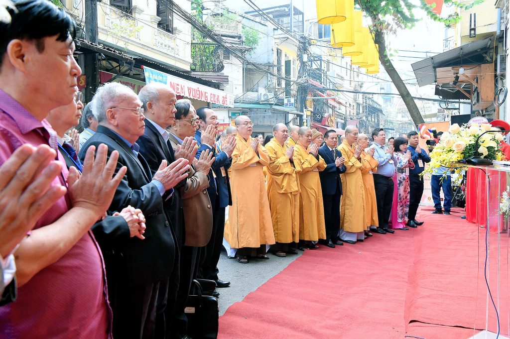 Chư Tôn đức lãnh đạo Giáo hội và chính quyền tham dự